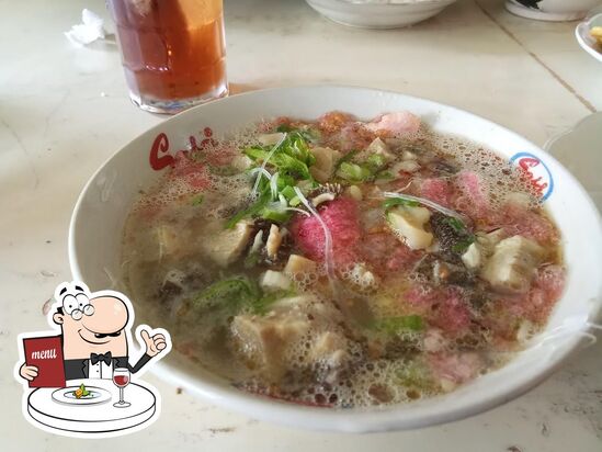Soto Lebeng Cilacap: Rahasia Kuah yang Menggoda di Tepi Jalan Raya